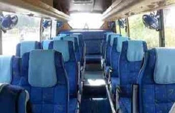  22 Seator Luxury Coach